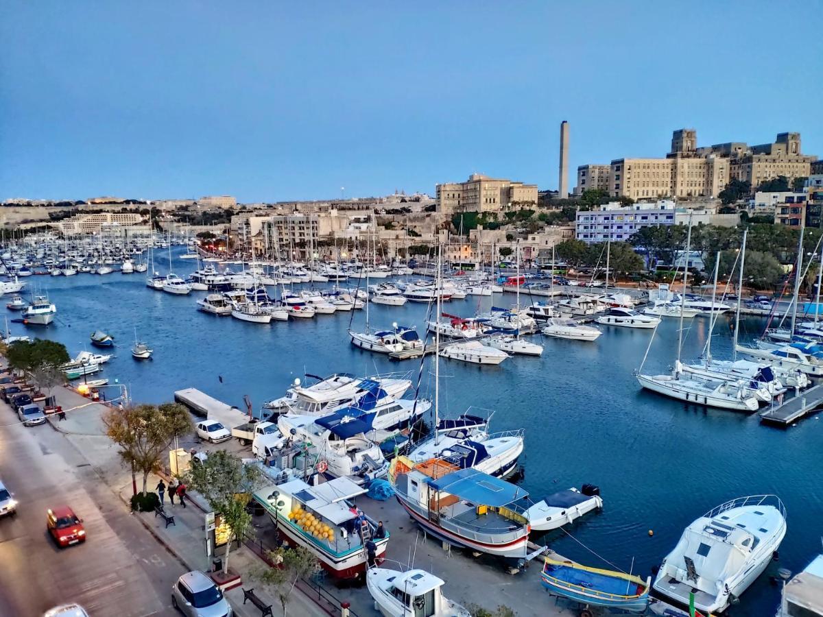 2 Bedroom, Central And Spacious Apartment With Sea View - 2 ムサイダ エクステリア 写真