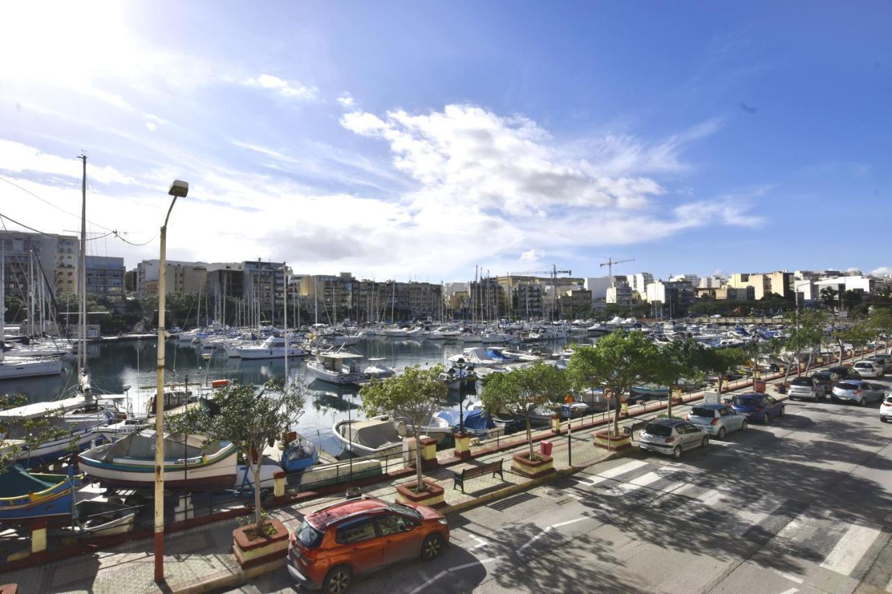 2 Bedroom, Central And Spacious Apartment With Sea View - 2 ムサイダ エクステリア 写真