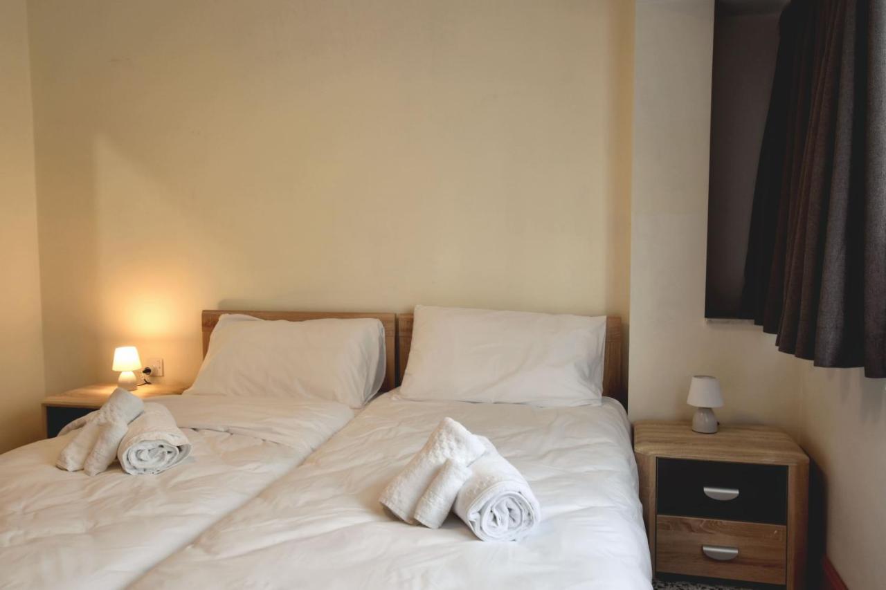 2 Bedroom, Central And Spacious Apartment With Sea View - 2 ムサイダ エクステリア 写真