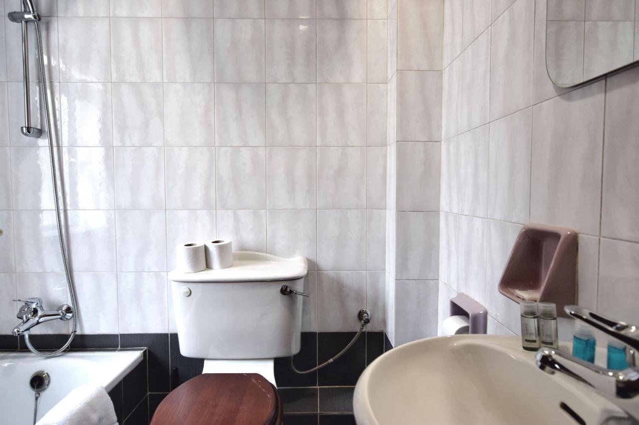 2 Bedroom, Central And Spacious Apartment With Sea View - 2 ムサイダ エクステリア 写真